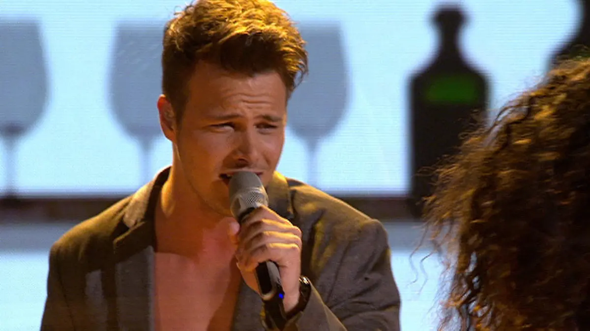 Richard Schlögl singt "Ich lass für dich das Licht an"  DSDS 2014: Erste Live-Challenge-Show