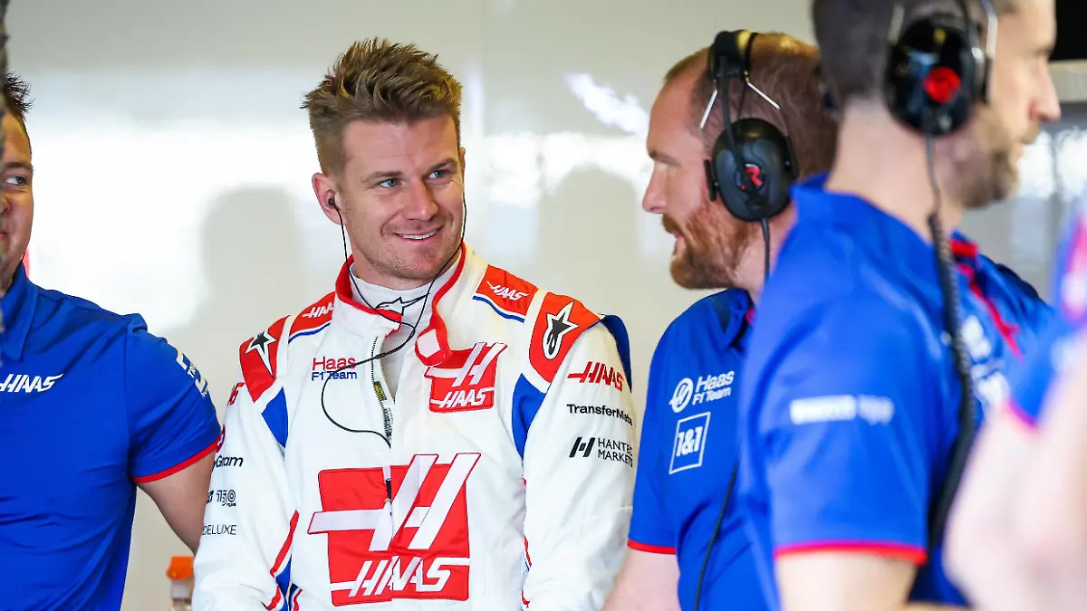 Sport Bilder des Tages HULKENBERG Nico ger, Haas F1 Team VF-22 Ferrari, portrait during the 2022 post-season tests from November 22 to 23, 2022 on the Yas Marina Circuit, in Yas Island, Abu Dhabi - F1 - ABU DHABI POST-SEASON TESTS 2022 DPPI/Panoramic PUBLICATIONxNOTxINxFRAxITAxBEL 20221122_GOOD0409