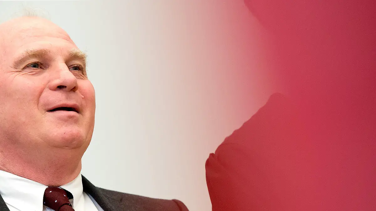 Der Präsident des FC Bayern München Uli Hoeneß, steht am 13.03.2014, dem vierten Prozesstag, als Angeklagter im Gerichtssaal im Landgericht München II (Bayern). Hier findet der Prozess gegen Hoeneß statt, der im großen Stil Steuern hinterzogen haben soll. Foto: Sven Hoppe/dpa +++(c) dpa - Bildfunk+++