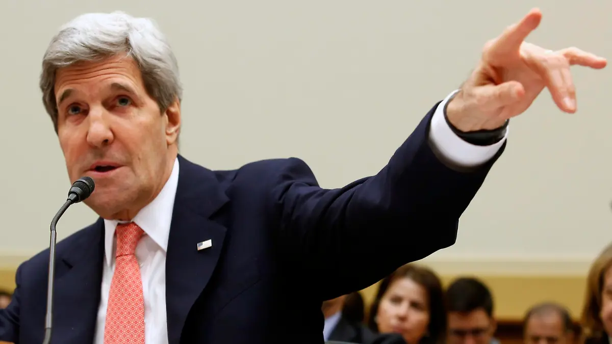 U.S. Secretary of State John Kerry testifies before the House Foreign Affairs Committee hearing on "Advancing U.S. Interests Abroad: The FY2015 Foreign Affairs Budget" on Capitol Hill in Washington March 13, 2014. REUTERS/Yuri Gripas (UNITED STATES - Tags: POLITICS)