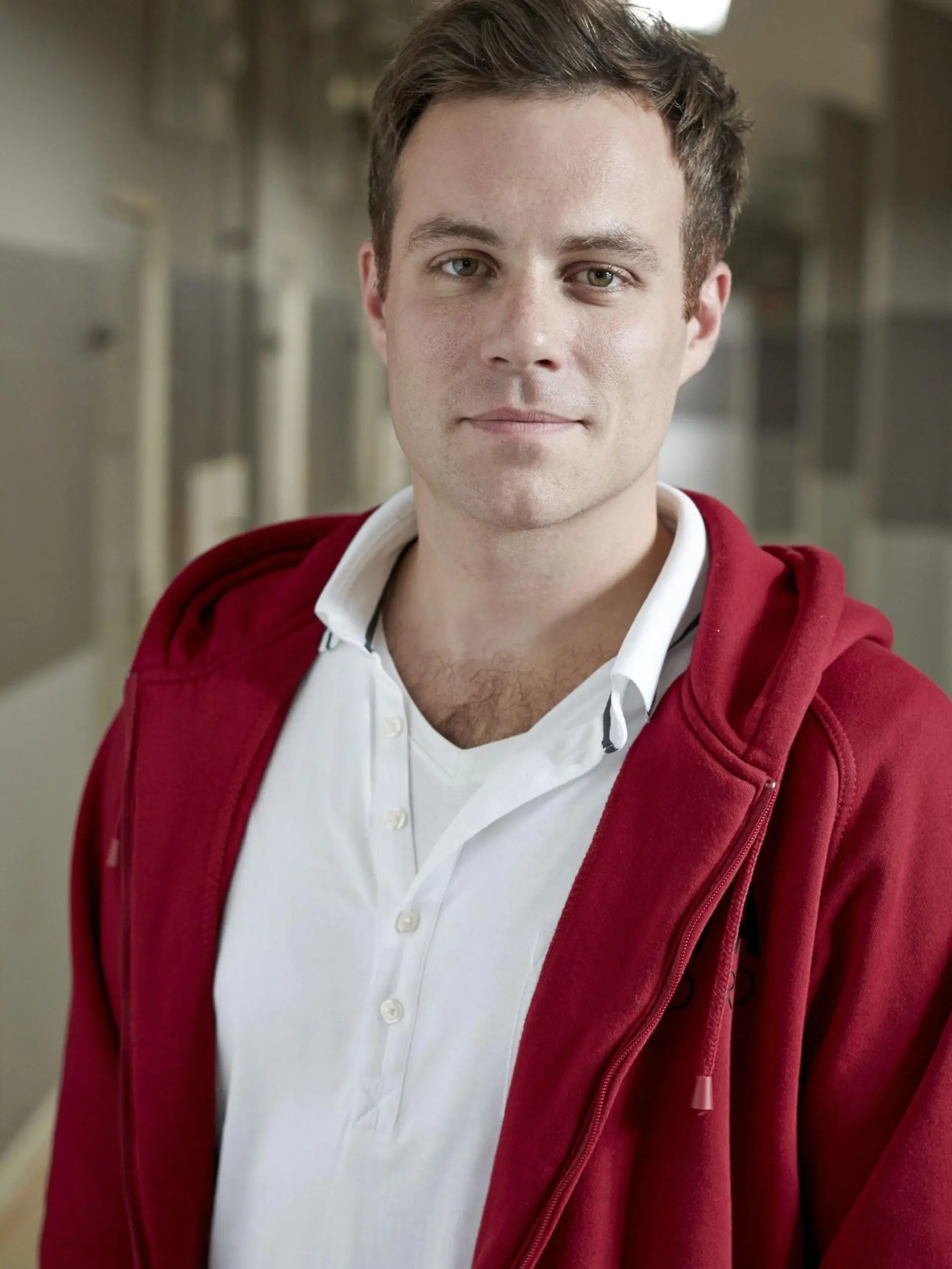 Dr.Tobias Falk (Bernhard Piesk)