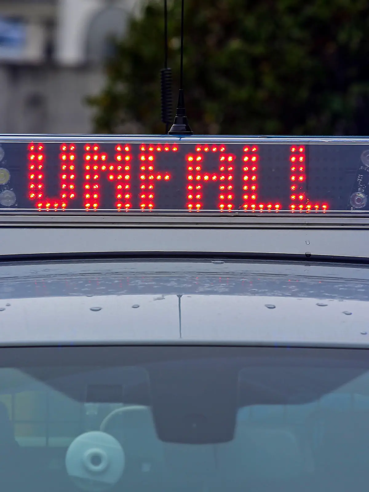 Symbolbild Thema Polizei, Einsatzfahrzeug mit Blaulicht, Schriftzug Unfall Symbolbild zum Thema Polizei am 22.01.2020 in Siegen/Deutschland. *** Symbolic picture about police, emergency vehicle with blue light, lettering accident Symbolic picture about police on 22 01 2020 in Siegen Germany