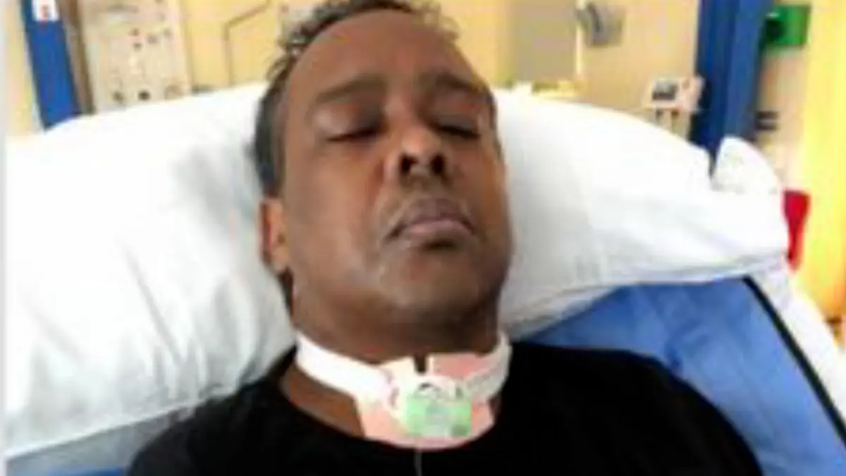 Steve Laviniere hat früher als DJ gearbeitet. Jetzt braucht er im Krankenhaus rund um die Uhr Betreuung.