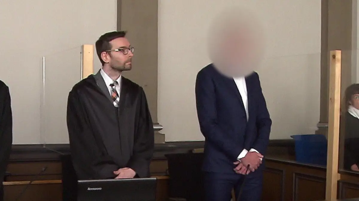 Im Juni begann der Prozess gegen den 53-jährigen Arzt. am Landgericht Verden.