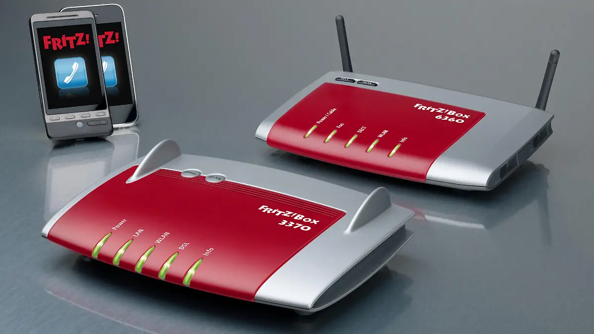 AVM präsentiert auf der Cebit 2010 zwei neue FRITZ!Box-Modelle. Der Berliner Kommunikationsspezialist zeigt auf der Cebit 2010 seine beiden neuen Modelle FRITZ!Box WLAN 3370 und FRITZ!Box Fon WLAN 6360. Als erstes Gerät in seiner Leistungsklasse setzt die neue FRITZ!Box 3370 auf die kommende Generation der WLAN N-Technologie. So erhöht sich die Übertragungsrate auf bis zu 450 Mbit/s und die WLAN-Reichweite vergrößert sich merkbar. Ebenfalls Premiere feiert die neue FRITZ!Box 6360 mit integriertem Modem für den Kabelanschluss. Eine weitere Neuheit zur Cebit ist FRITZ!App für Android-Handys und iPhone. (Weiterer Text über ots und www.presseportal.de). Die Verwendung dieses Bildes ist für redaktionelle Zwecke honorarfrei. Veröffentlichung bitte unter Quellenangabe: "obs/AVM GmbH"