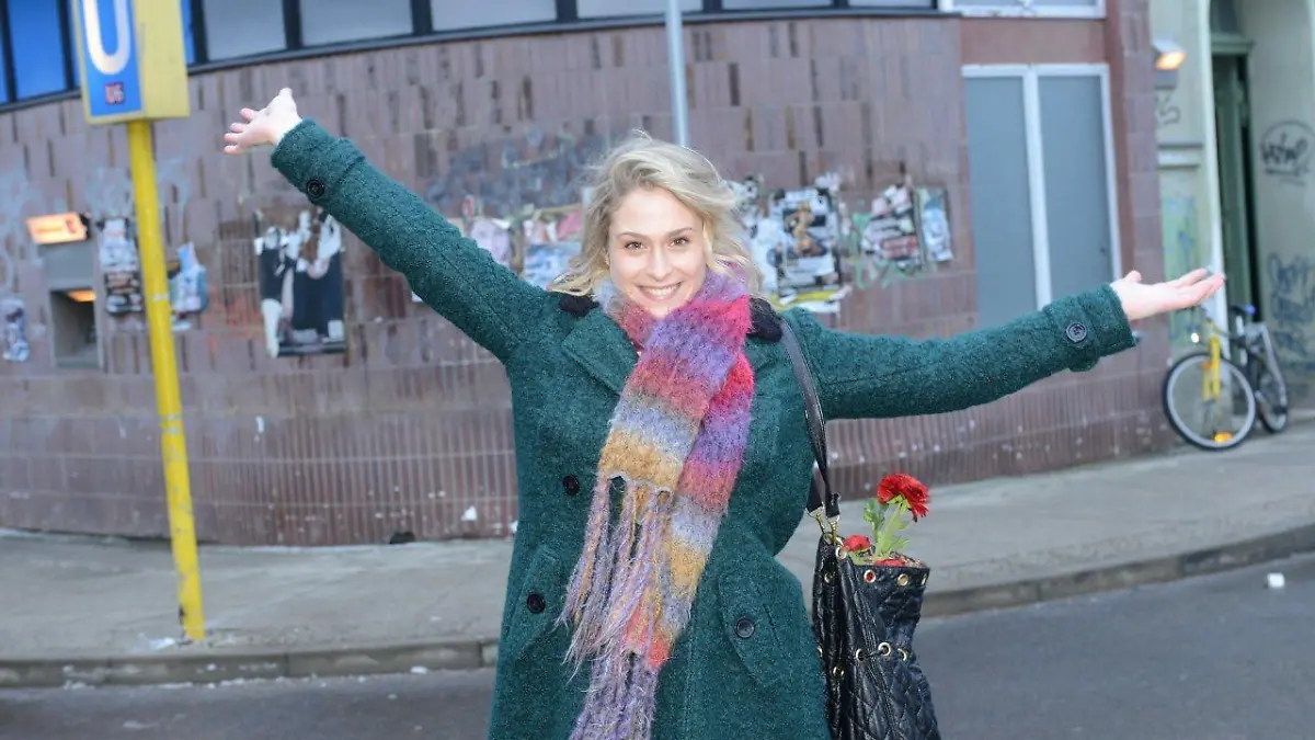 Lea Marlen Woitack spielt Sophie Lindh (2)