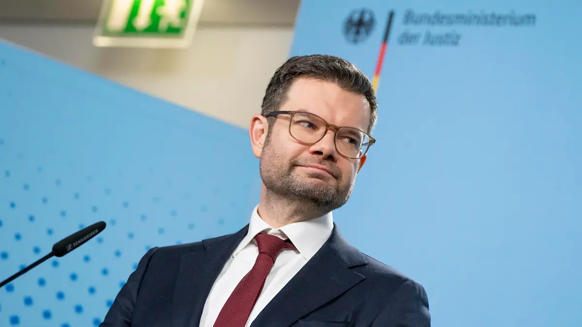 Pressekonferenz Jahresbericht Nationaler Normenkontrollrat 2022 Marco Buschmann, Bundesminister der Justiz Pressekonferenz Jahresbericht Nationaler Normenkontrollrat 2022 Marco Buschmann, Bundesminister der Justiz , Berlin Berlin Deutschland Bundesjustizministerium *** Press Conference Annual Report National Standards Control Council 2022 Marco Buschmann, Federal Minister of Justice Press Conference Annual Report National Standards Control Council 2022 Marco Buschmann, Federal Minister of Justice , Berlin Berlin Germany Federal Ministry of Justice