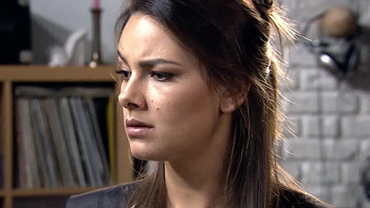 Push für die Karriere? Jasmin stellt ihr Sex-Video ins Netz