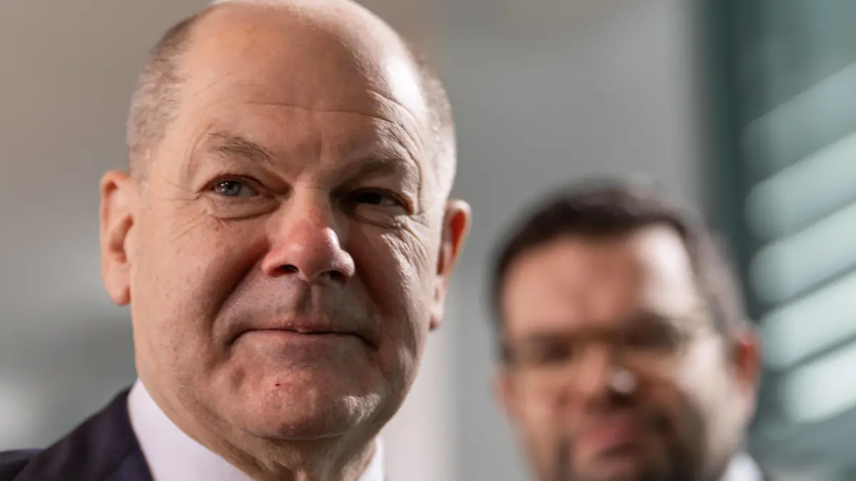  45. Bundeskabinettsitzung Aktuell, 21.12.2022, Berlin, Bundeskanzler Olaf Scholz SPD im Portrait im Vorfeld der Kabinettssitzung, Sitzung des Bundeskabinett im Bundeskanzleramt in Berlin Berlin Berlin Deutschland *** 45 Federal Cabinet Meeting Current, 21 12 2022, Berlin, Chancellor Olaf Scholz SPD in portrait in the run-up to the cabinet meeting, meeting of the Federal Cabinet in the Federal Chancellery in Berlin Berlin Germany