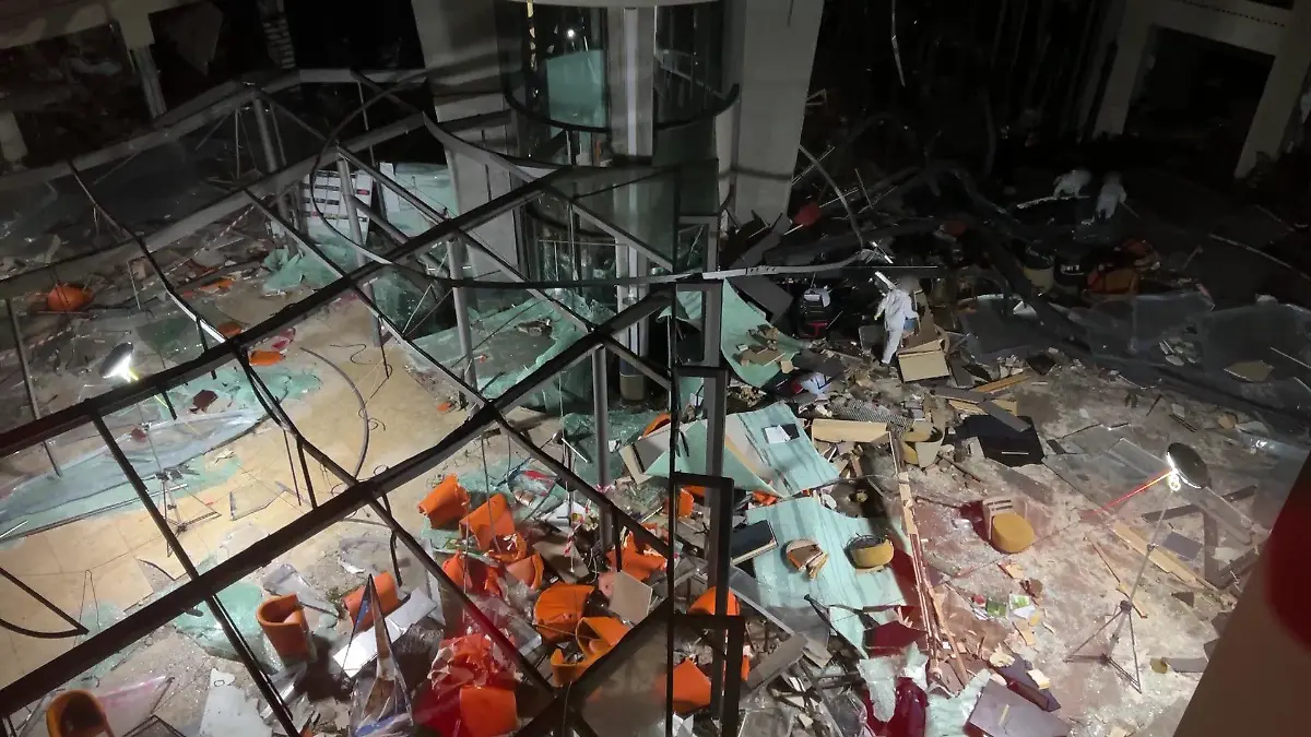 Die Lobby des Radisson Hotels ist vollständig zerstört.