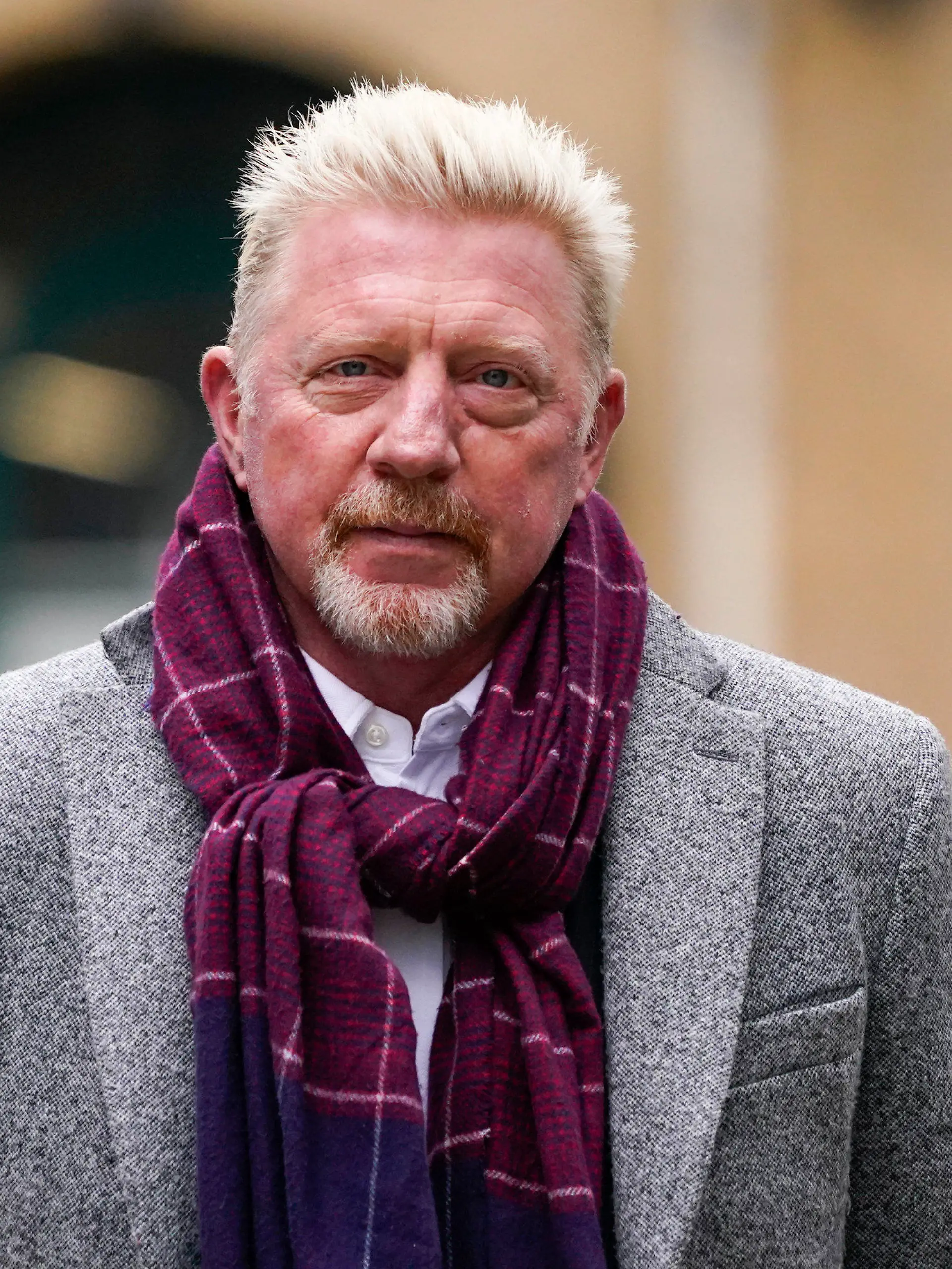 ARCHIV - 08.04.2022, Großbritannien, London: Boris Becker, ehemaliger Tennis-Profi, trifft zu seinem Strafprozess am Southwark Crown Court ein. (zu dpa «Boris Becker droht nach Abschiebung keine Strafe in Deutschland») Foto: Alberto Pezzali/AP/dpa +++ dpa-Bildfunk +++