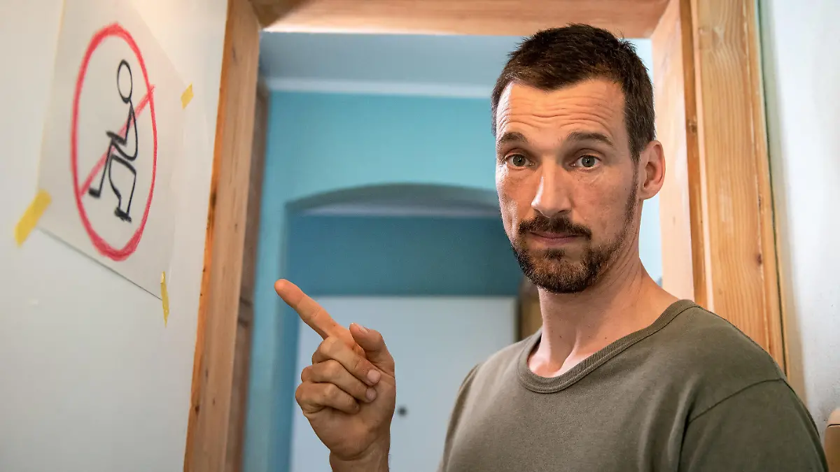 Florian David Fitz fordert als überforderter Filmpapa: Hier wird nicht im Sitzen gepinkelt!