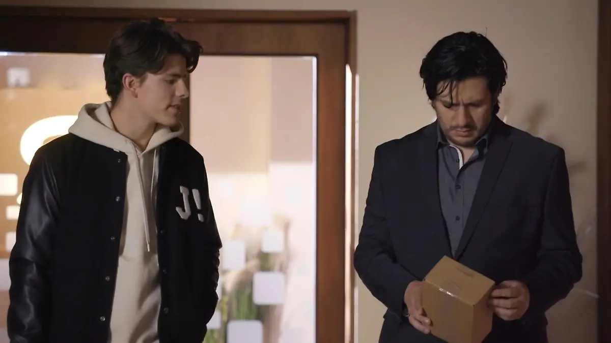 AWZ-Folge vom 11.01.23: Maximilian bekommt ein Päckchen