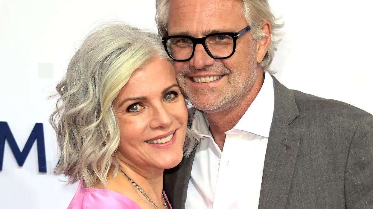 Birgit Schrowange mit Partner Frank Spothelfer bei der Bertelsmann Party 2023 in der Bertelsmann Repräsentanz Unter den Linden. Berlin, 15.06.2023