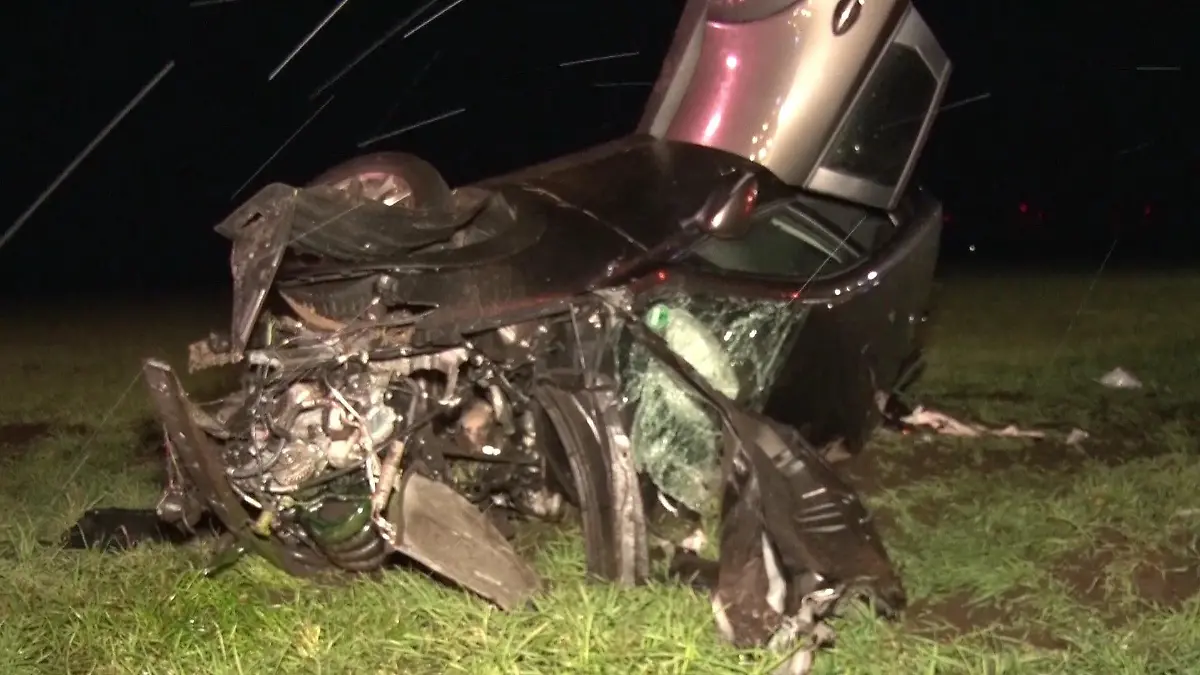 Eine 31-Jährige ist in Niedersachsen auf der Landstraße 846 bei Neuenkirchen tödlich verunglückt.