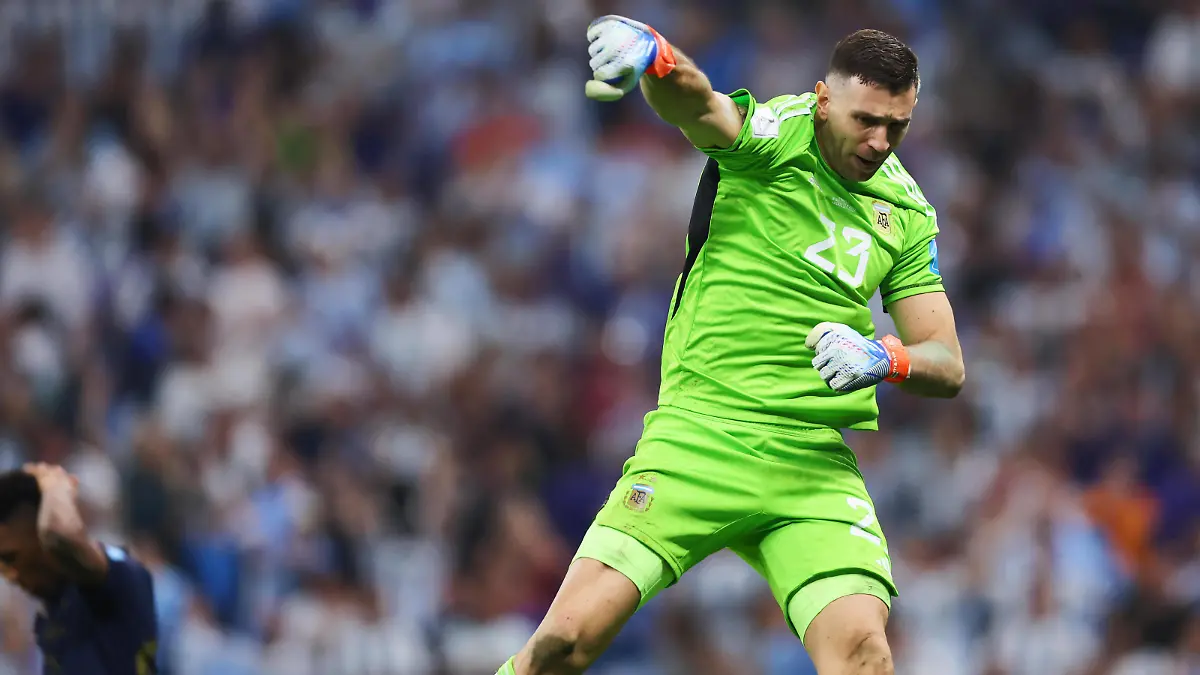  Emiliano Martinez ARG, DECEMBER 18, 2022 - Football / Soccer : FIFA World Cup, WM, Weltmeisterschaft, Fussball Qatar 2022 final match between Argentina 34-23 France at Lusail Stadium in Lusail, Qatar. Noxthirdxpartyxsales PUBLICATIONxNOTxINxJPN 206638448