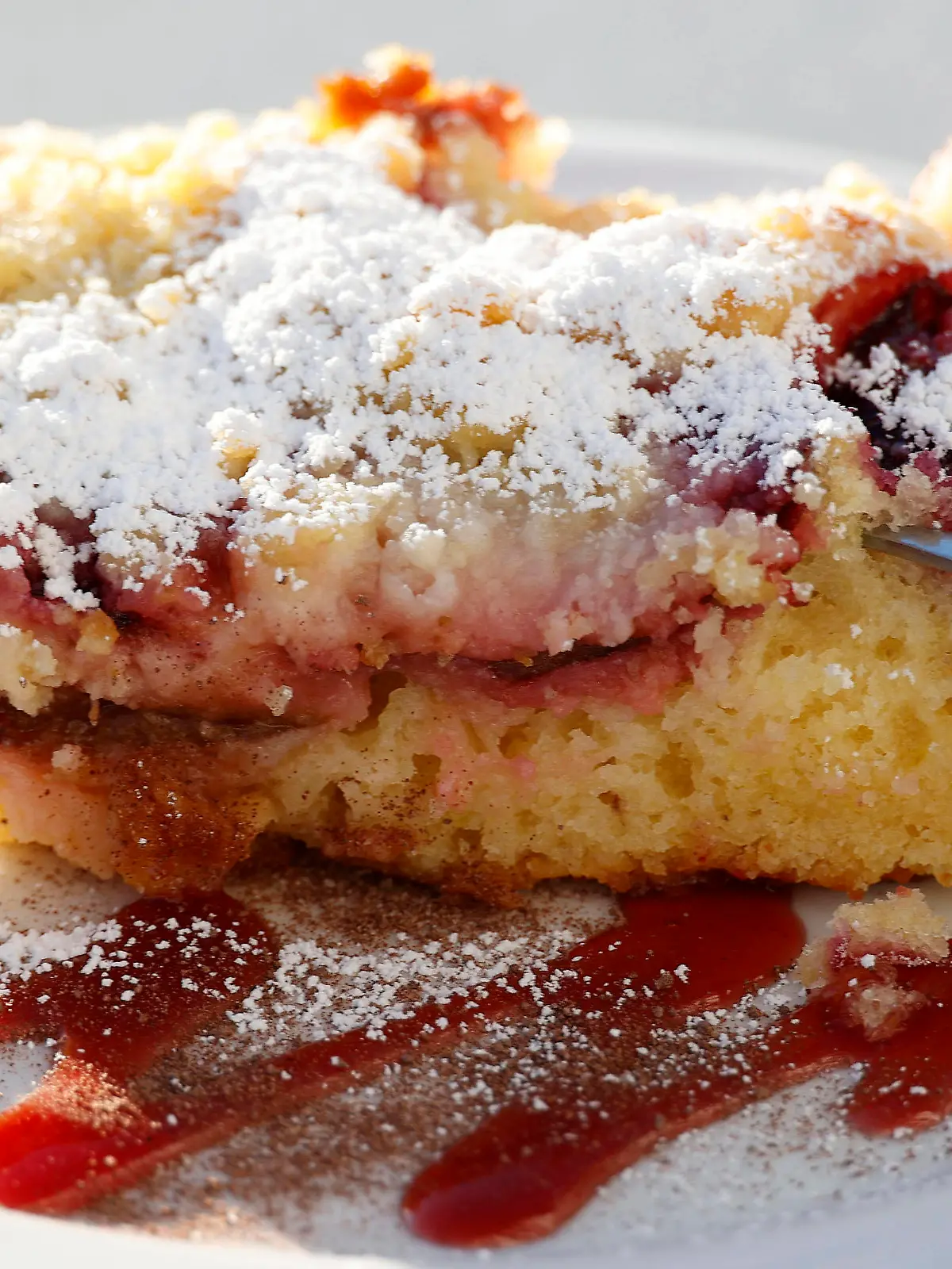 Sellin, 09.10.2021 Ein Stück Pflaumenkuchen *** Sellin, 09 10 2021 A piece of plum cake 