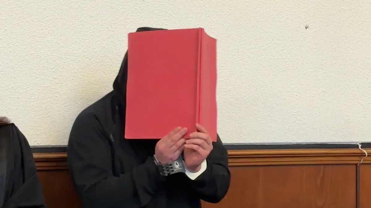 Carinas Ex-Freund steht vor Gericht