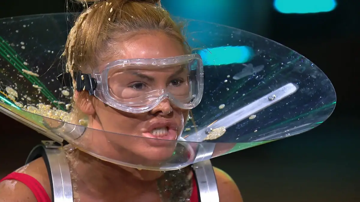 "F*ck dich!" - Lous Blackout macht Lisha rasend "Das Sommerhaus ist ein Hurensohn!"