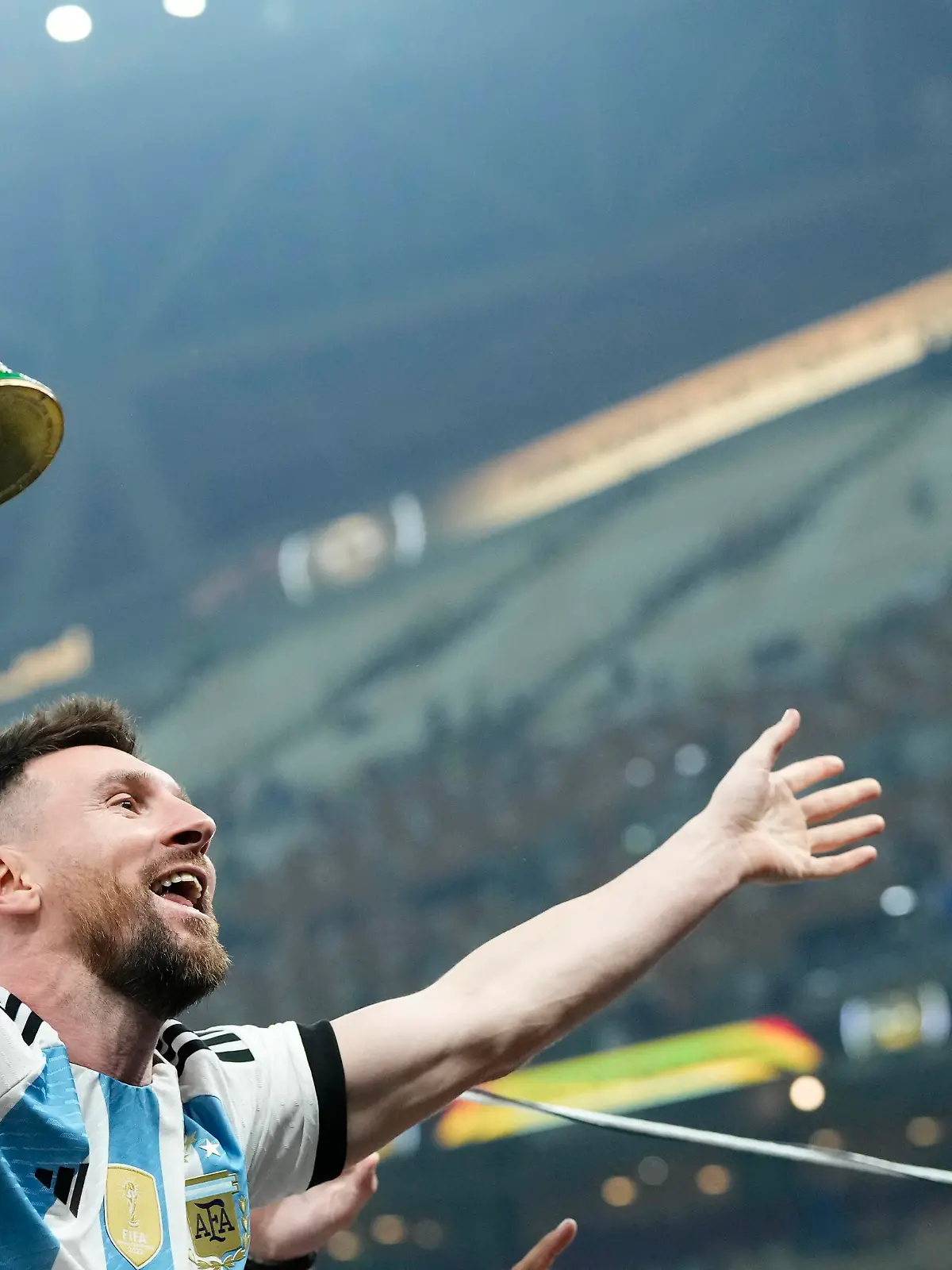 Argentina v France: Final - FIFA World Cup, WM, Weltmeisterschaft, Fussball Qatar 2022 Lionel Messi right winger of Argentina and Paris Saint-Germain with the the World Cup Winners Cup trophy after the FIFA World Cup Qatar 2022 Final match between Argentina and France at Lusail Stadium on December 18, 2022 in Lusail City, Qatar. Lusail City Qatar PUBLICATIONxNOTxINxFRA Copyright: xJosexBretonx originalFilename:breton-argentin221218_np7pB.jpg 