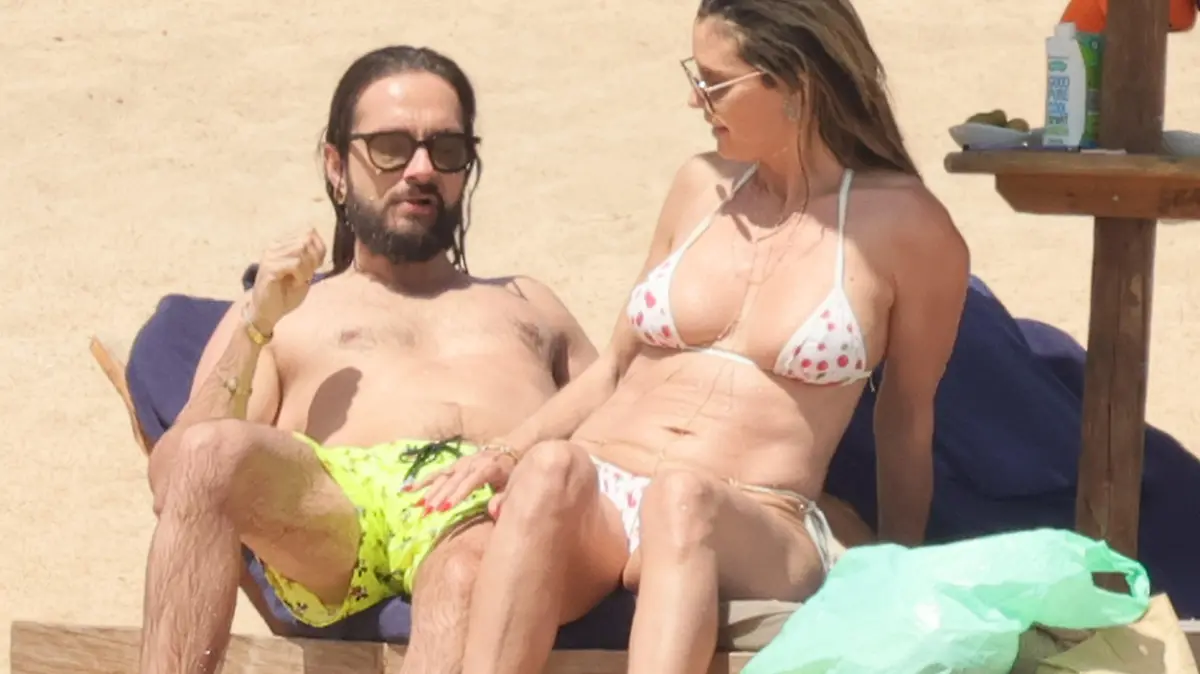 Heidi Klum Flaunts Her Bikini Body As She Holidays With Husband Tom Kaulitz In Sardinia.
Pictured: Tom Kaulitz,Heidi Klum
Ref: SPL9293913 130723 NON-EXCLUSIVE
Picture by: Ciao Pix / Shutterstock / SplashNews.com
World Rights, No Italy Rights