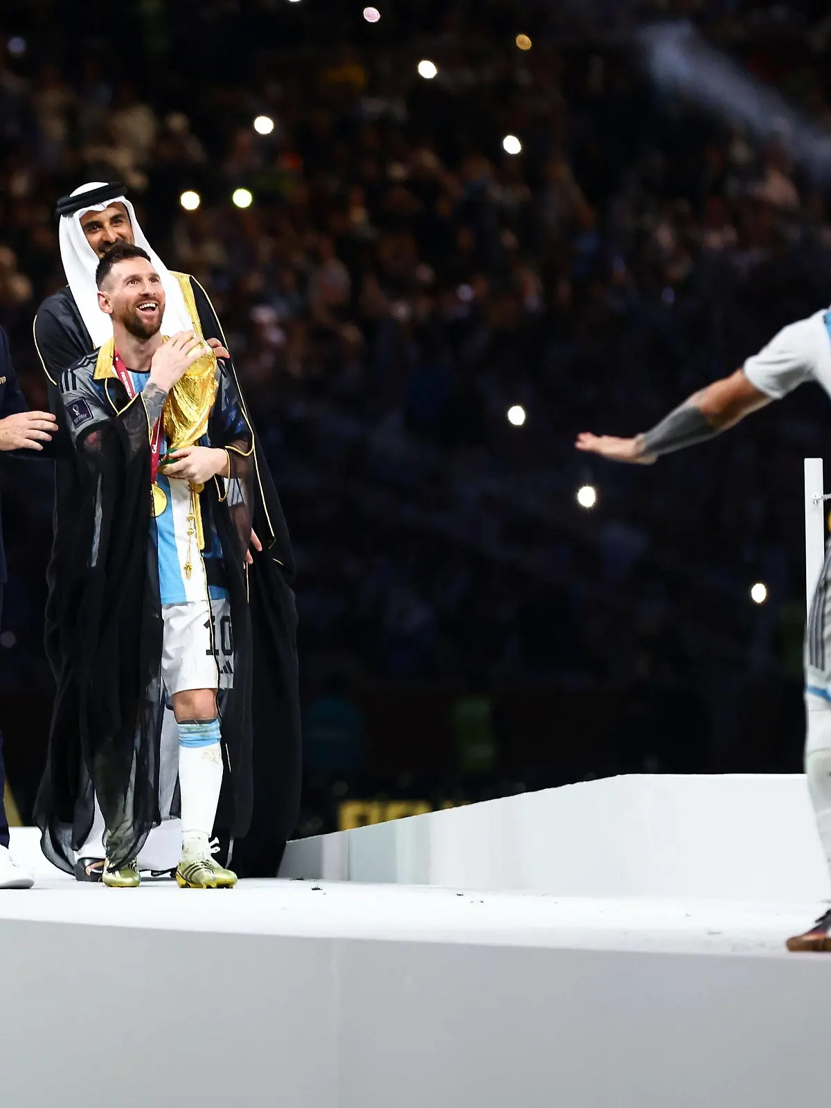 Mandatory Credit: Photo by Kieran McManus/Shutterstock 13670809hl Lionel Messi with the World Cup trophy after Argentina win the World Cup with FIFA President Gianni Infantino and Sheikh Tamim bin Hamad Al Thani Argentina v France, FIFA World Cup, WM, Weltmeisterschaft, Fussball 2022, Final, Football, Lusail Stadium, Al Daayen, Qatar - 18 Dec 2022 Editorial Use Only Argentina v France, FIFA World Cup 2022, Final, Football, Lusail Stadium, Al Daayen, Qatar - 18 Dec 2022 Editorial Use Only PUBLICATIONxINxGERxSUIxAUTxHUNxGRExMLTxCYPxROUxBULxUAExKSAxONLY Copyright: xKieranxMcManus/Shutterstockx 13670809hl 