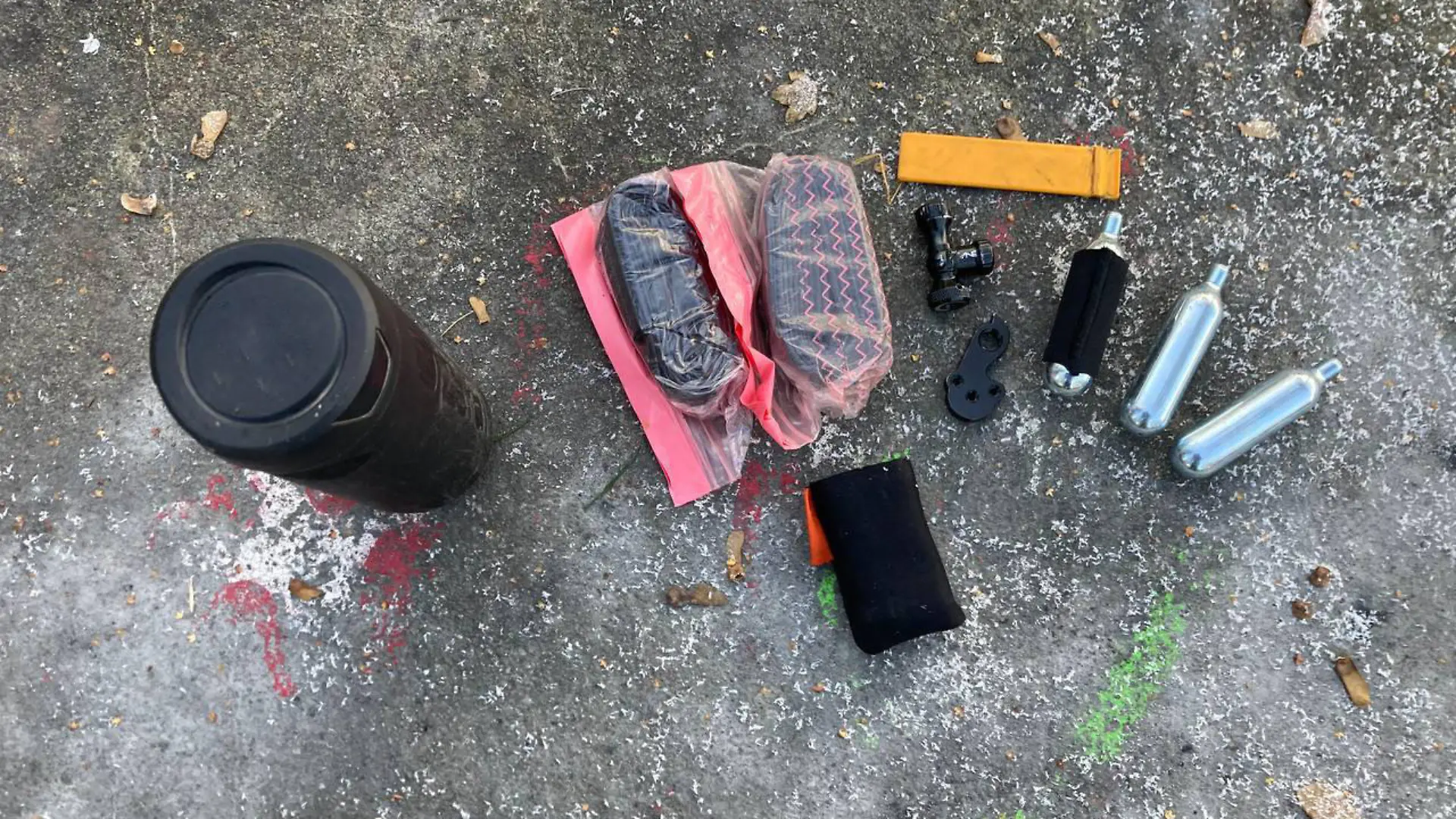 Kleine Staubox für unterwegs - hier passt alles rein