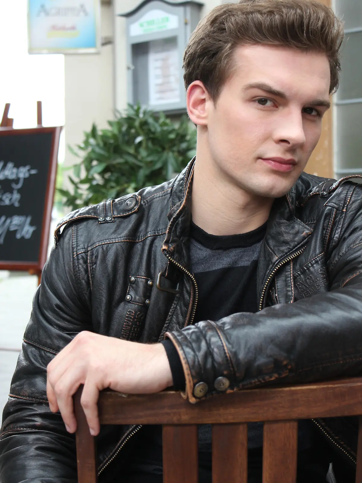 Eric Stehfest (c) RTL Jovan Evermann 2.JPG