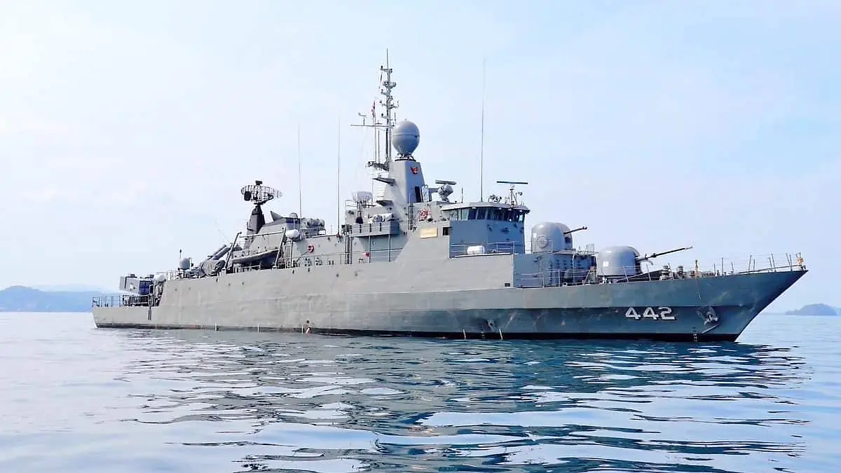 Kriegsschiff