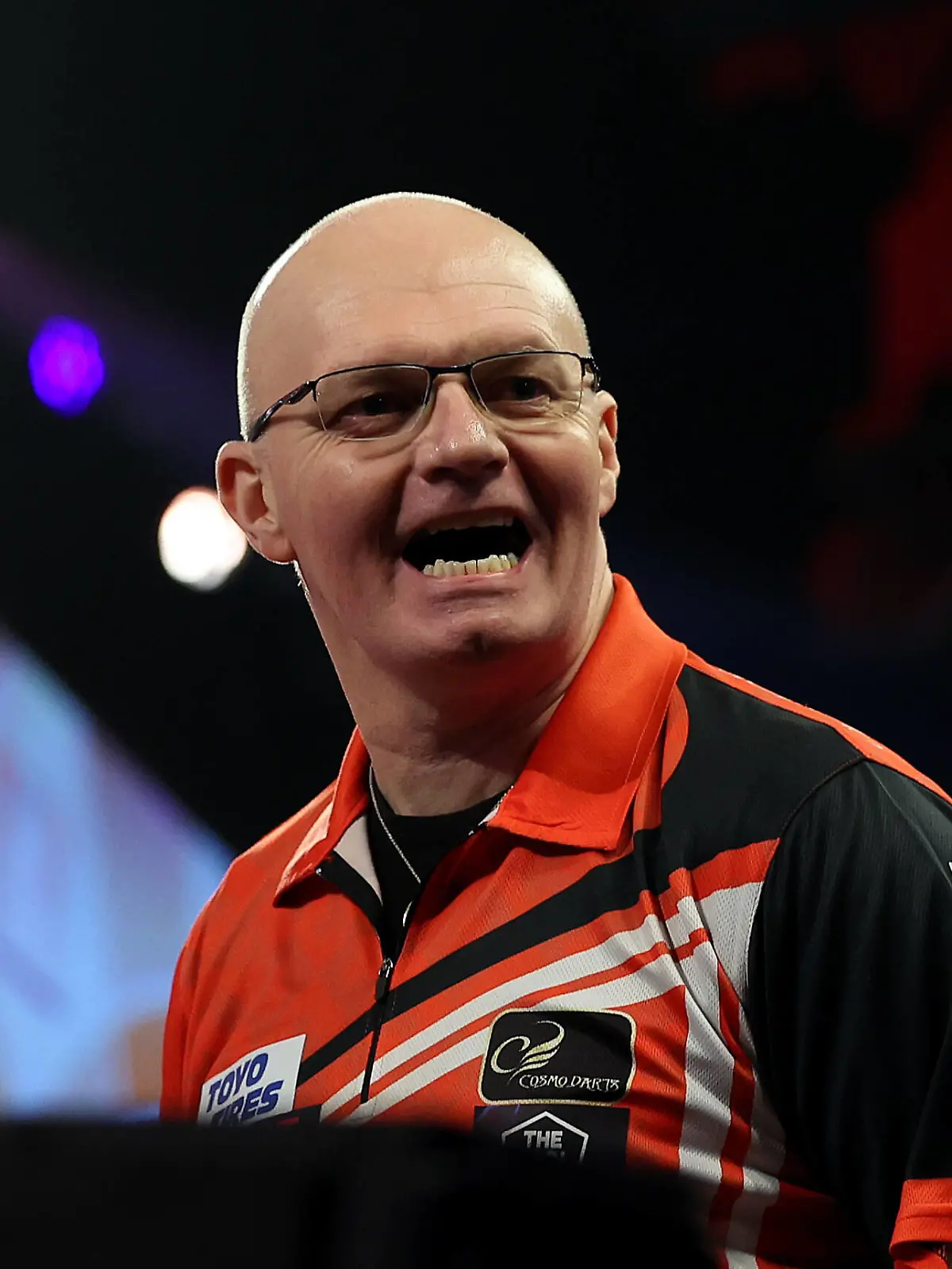 15th December 2022, Alexandra Palace, London, England 2022/23 PDC Cazoo World Darts Championships Day 1 Mickey Mansell celebrates as he wins the match against Keane Barry PUBLICATIONxNOTxINxUK ActionPlus12458300 ShaunxBrooks 