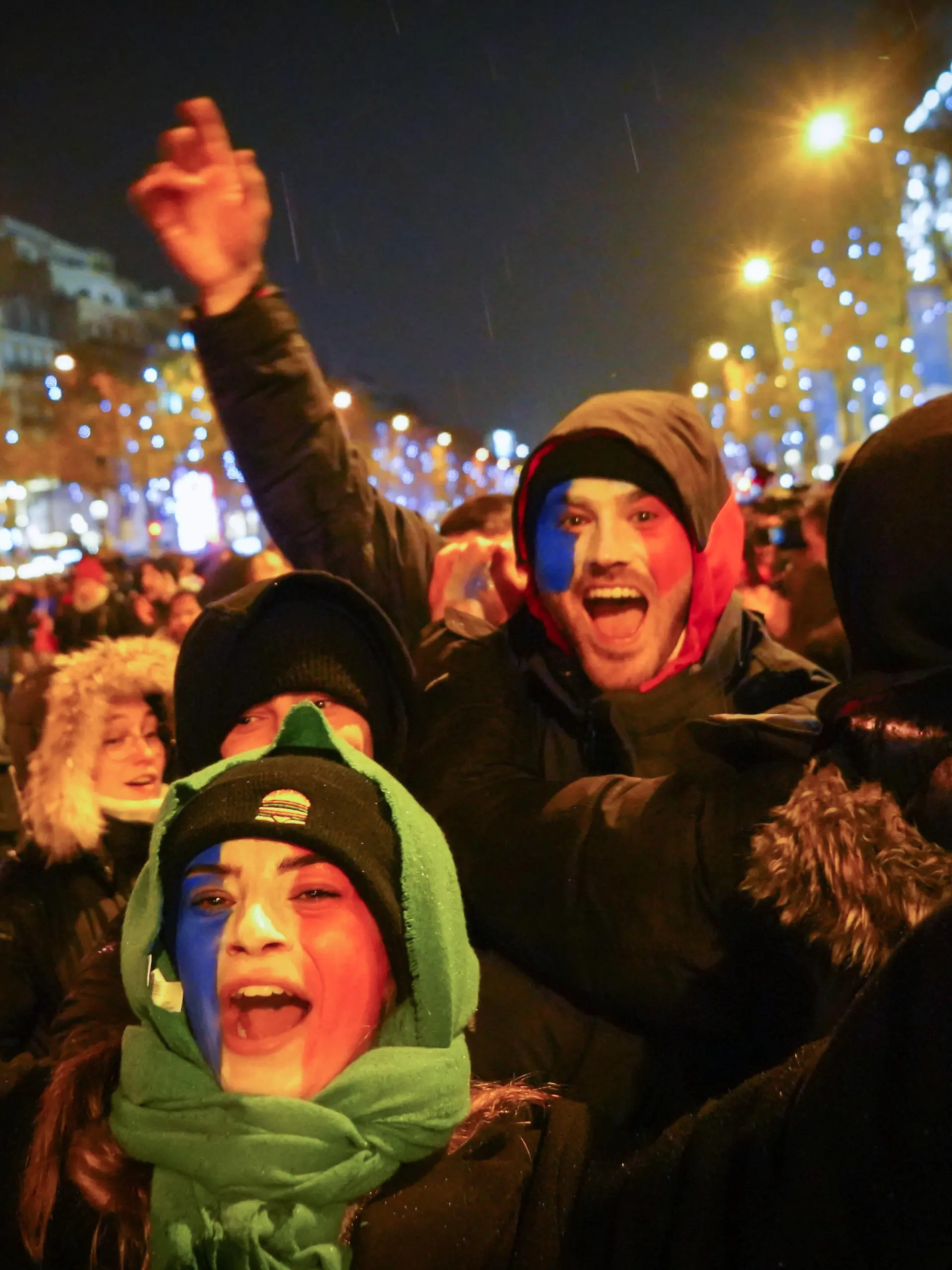 December 19, 2022, Paris, France: Football fans gather to cheer for the French team during 2022 World Cup final. French football fans gather on the Champs Elysees, Paris, to support their national team which they play against Argentina during the final of the FIFA World Cup Qatar 2022 on December 18, 2022. Argentina ultimately is crowned as the winner after winning 4-2 in penalties even though the two teams reach a draw 3-3 in extra time. Paris France - ZUMAs197 20221219_zaa_s197_122 Copyright: xJasminexLeungx 
