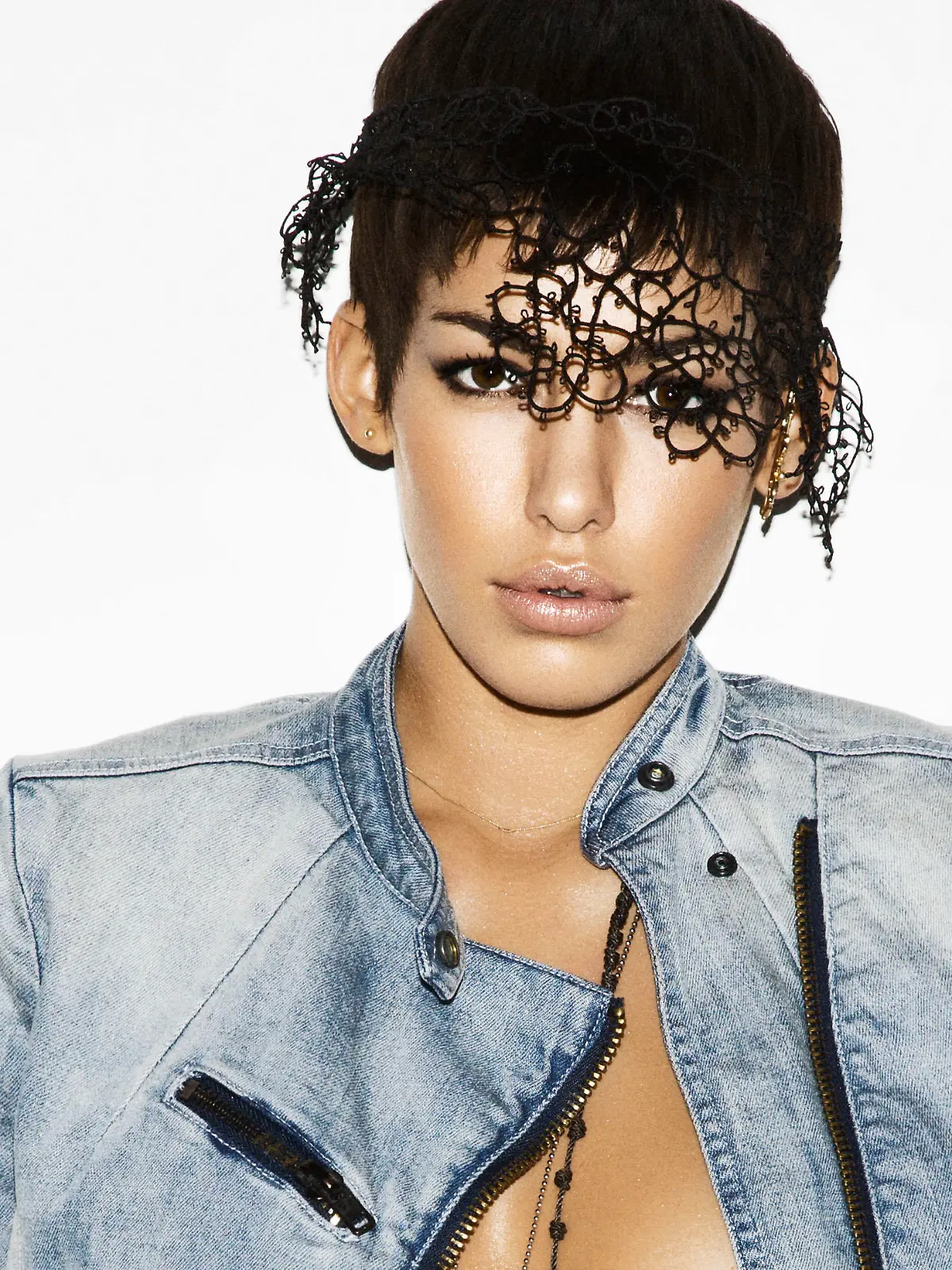 Frida Gold New Press Picture 13.jpg