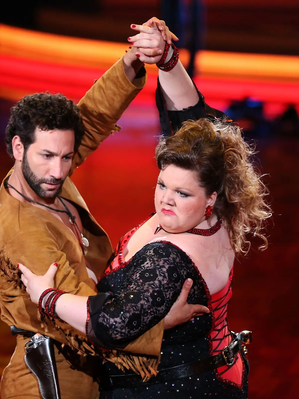 Manuela Wisbeck und Massimo Sinató     Verwendung der Bilder für Online-Medien ausschließlich mit folgender Verlinkung: "Alle Infos zu "Let´s Dance" im Special bei RTL.de: www.rtl.de/cms/sendungen/lets-dance.html