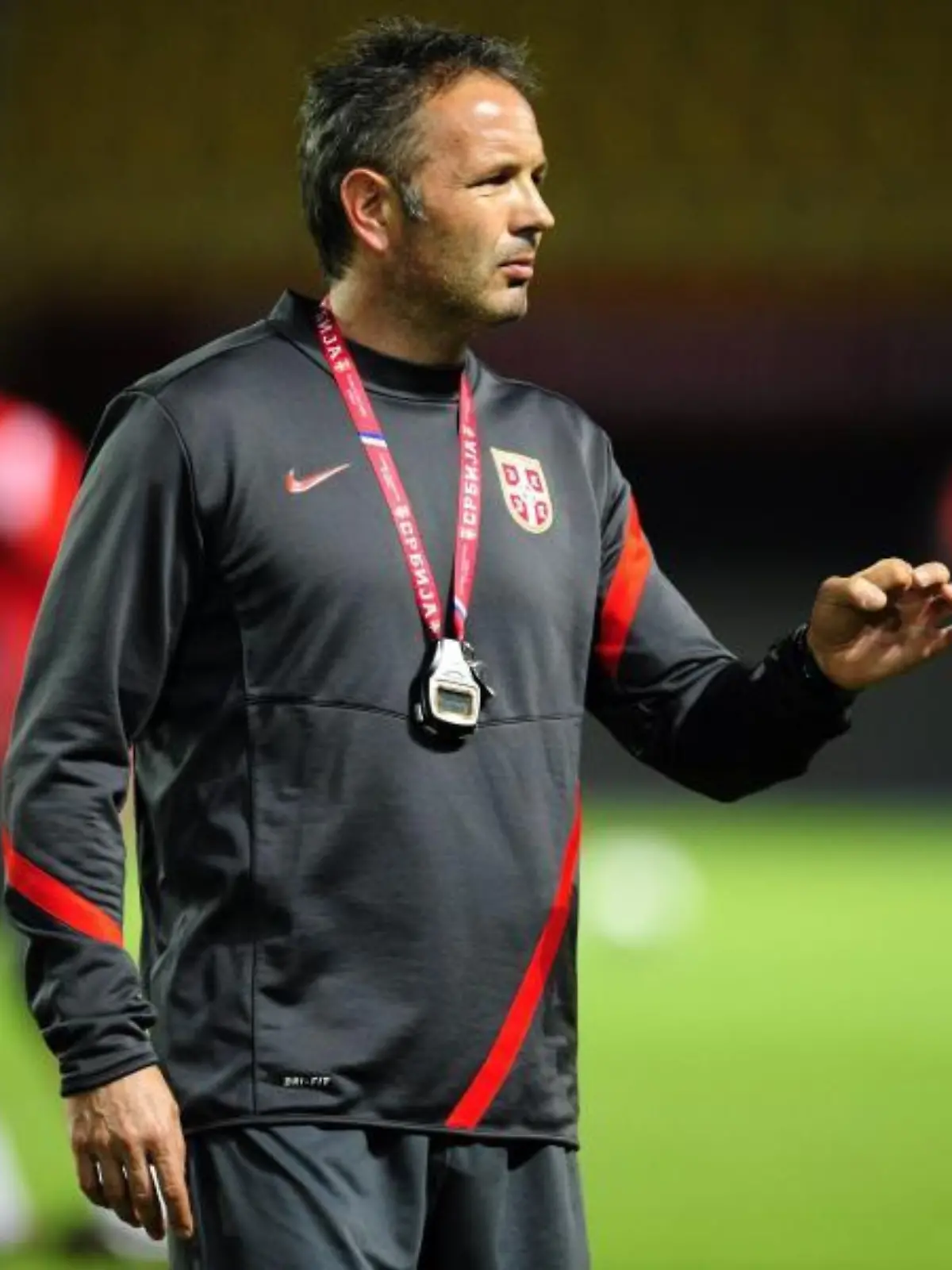 Serbiens Trainer Sinisa Mihajlovic trifft mit seinem Team auf Kroatien. Foto: Georgi Licovski