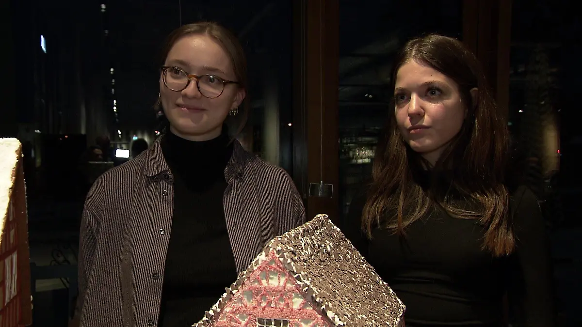 Die Architektur-Studentinnen Hannah Buick und Veruschka Janouschkowetz.