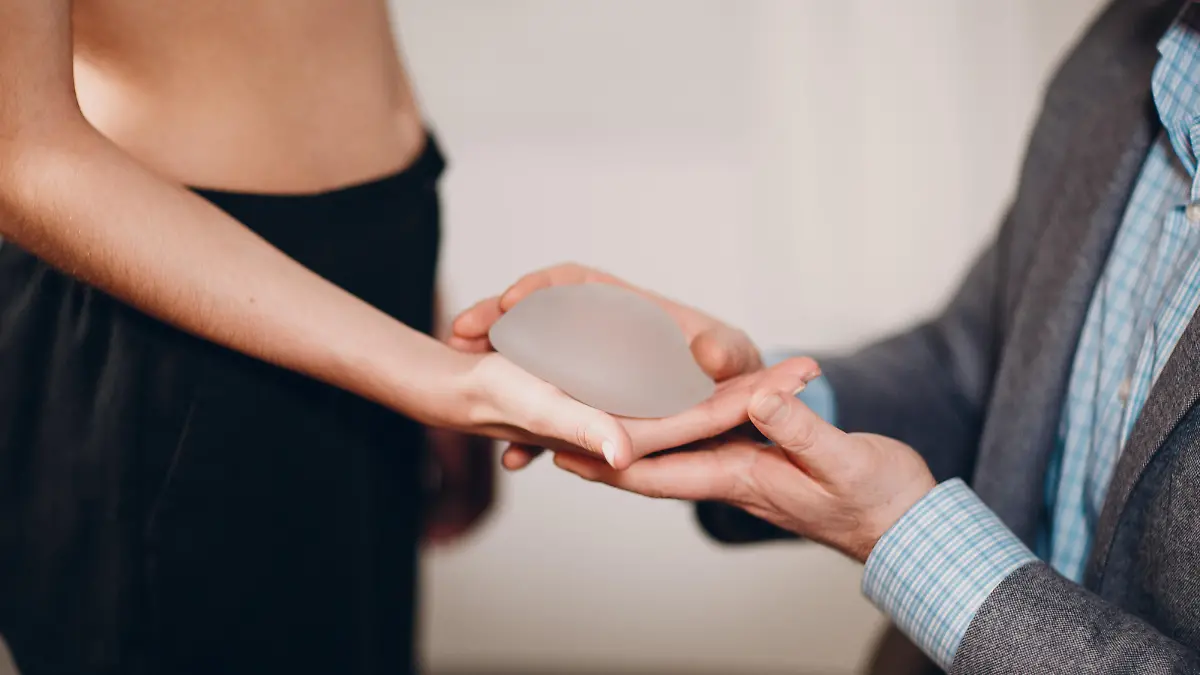 The silicone implants || Modellfreigabe vorhanden