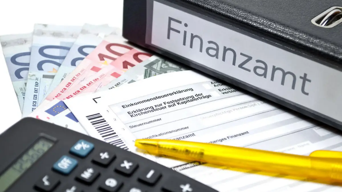 Finanzamt Steuern Steuererklrung Lohnsteuer Steuer.jpg