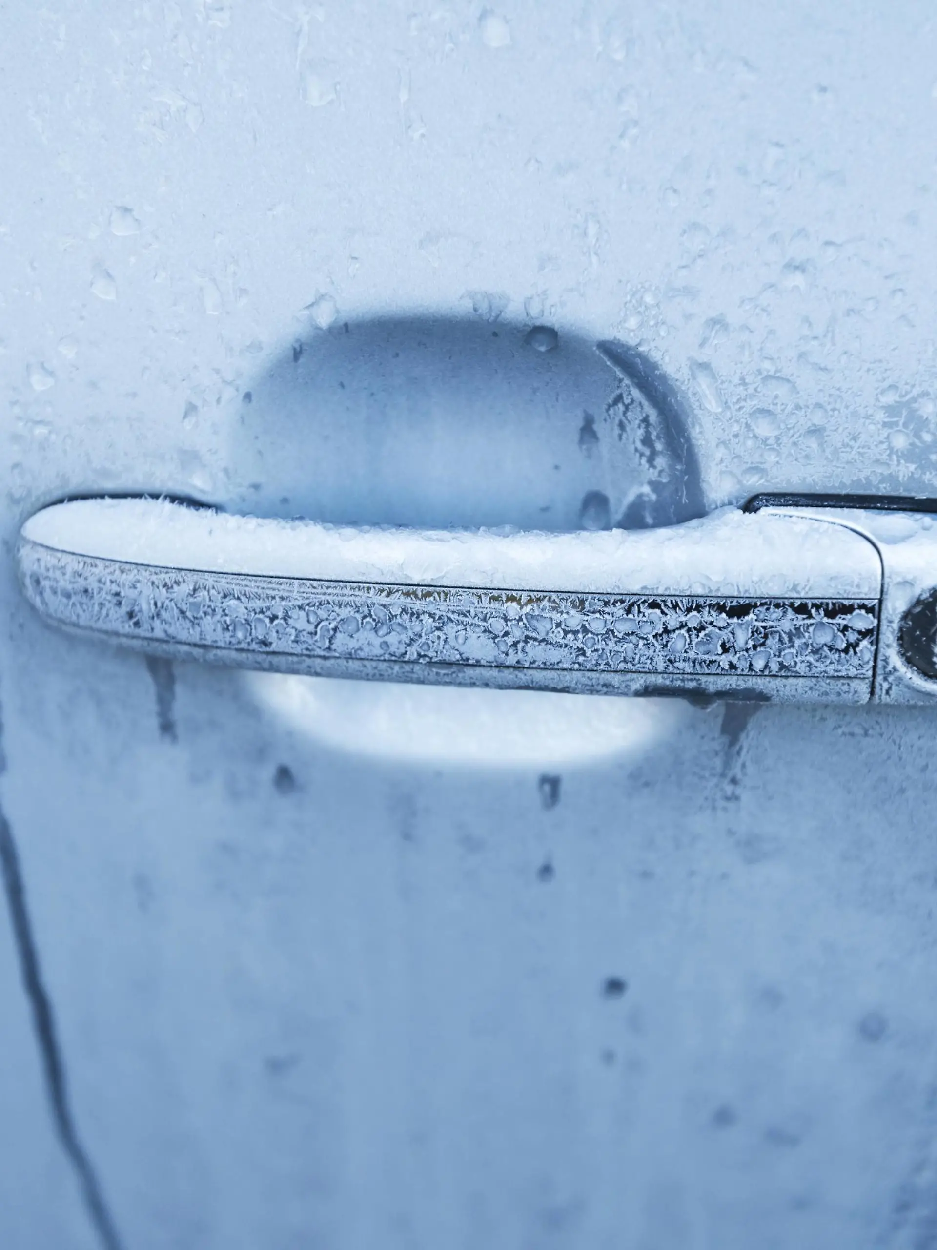 Frozen door handle of a car, close-up PUBLICATIONxINxGERxSUIxAUTxHUNxONLY MYF01861

Frozen Door handle of a Car Close up PUBLICATIONxINxGERxSUIxAUTxHUNxONLY MYF01861  