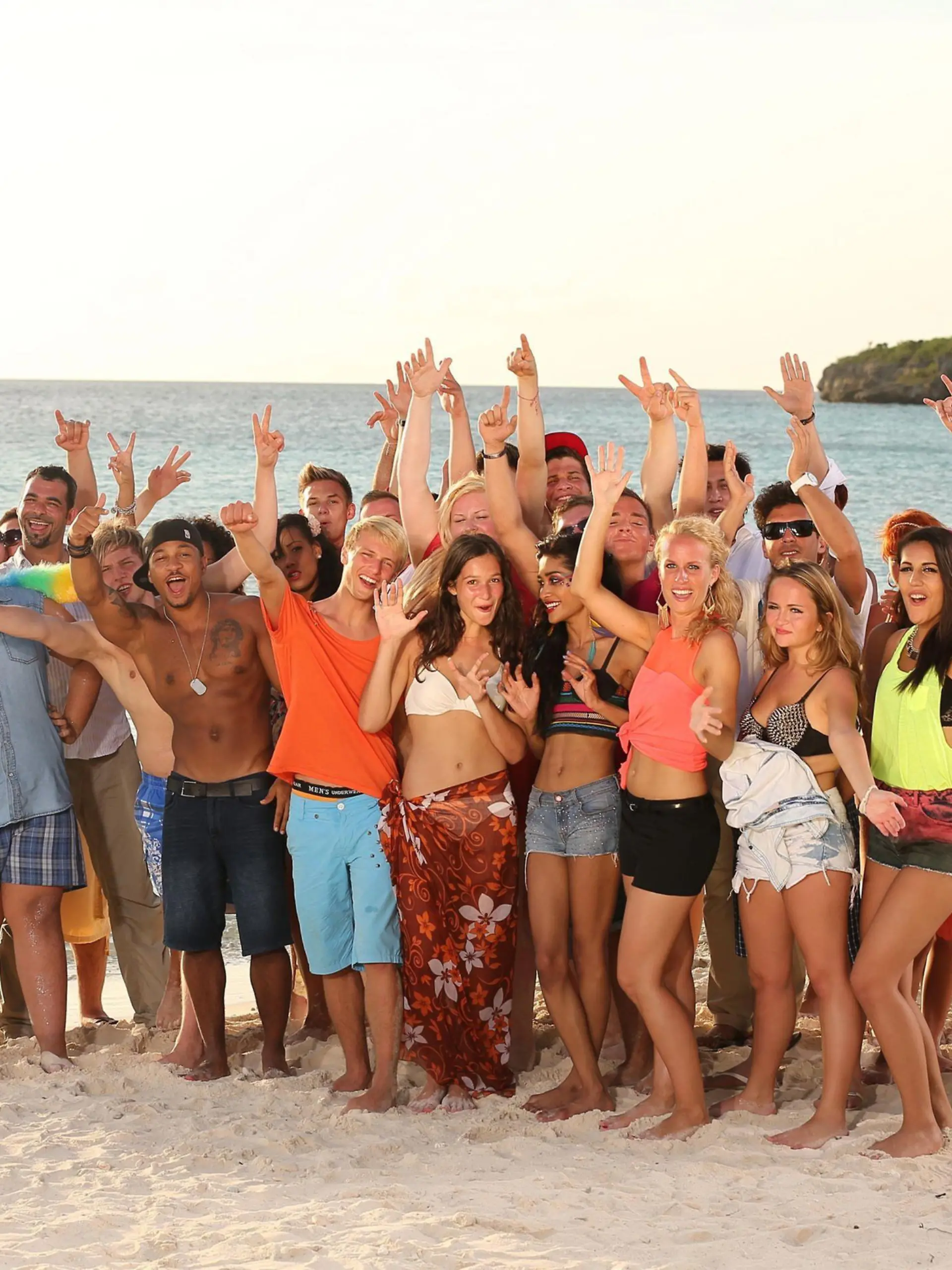 Die besten 36 Kandidaten der zehnten 'DSDS'-Staffel treten am Strand von Curacao zum Recall an.