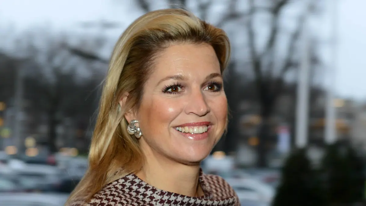Bildnummer: 59151715  Datum: 30.01.2013  Copyright: imago/Reporters30-01-2013 Amsterdam Princess Maxima attended the conference Feeding the World at the Hilton hotel in Amsterdam.âÄ¨Representatives of governments, international organizations, academic institutions and agricultural sector discuss the future of food safety and production. She reacted for the first time after the anouncement that her Husband an her gonna be the King and Queen of Holland. photo Hendrik Jan van Beek PUBLICATIONxINxGERxSUIxAUTxHUNxONLY People Entertainment Adel Königshaus Pressetermin Feeding the World Amsterdam Porträt xdp x1x 2013 quadrat premiumd maxima hilton food conferences economist amsterdam carolien gehr  59151715 Date 30 01 2013 Copyright Imago Reporters 30 01 2013 Amsterdam Princess Maxima attended The Conference Feeding The World AT The Hilton Hotel in Amsterdam  of Governments International Organizations Academic Institutions and Agricultural Sector discuss The Future of Food Safety and Production She Sowrn reacted for The First Time After The  Thatcher her Husband to her Gonna Be The King and Queen of Holland Photo Hendrik Jan van Beek PUBLICATIONxINxGERxSUIxAUTxHUNxONLY Celebrities Entertainment Adel Royal house Press call Feeding The World Amsterdam Portrait XDP x1x 2013 Square premiumd Maxima Hilton Food Conferences Economist Amsterdam Carolien Gehr  