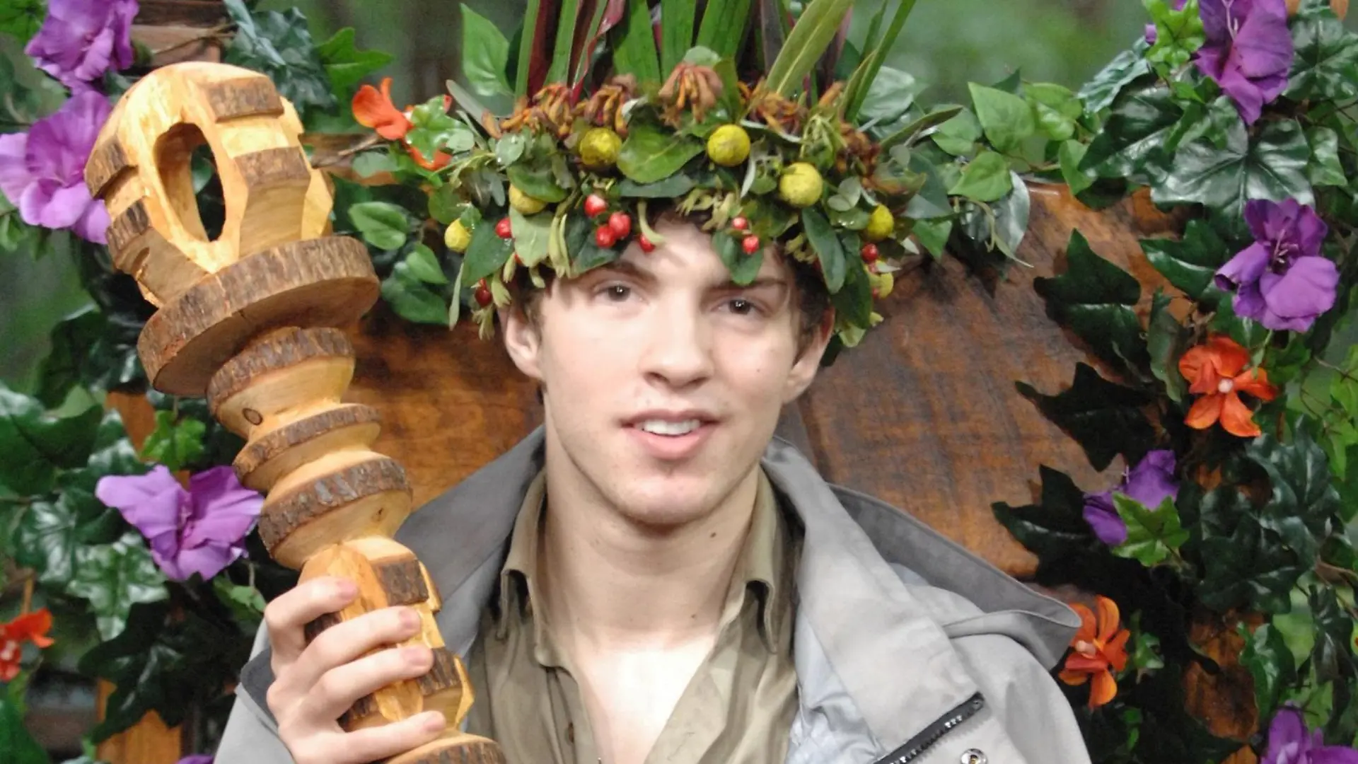 Tag 16 - Joey Heindle ist der neue Dschungelkönig. # Foto: RTL / Stefan MenneVerwendung der Bilder für Online-Medien ausschließlich mit folgender Verlinkung: "Alle Infos zu "Ich bin ein Star - Holt mich hier raus!" im Special bei RTL.de: http://www.rtl.de/cms/sendungen/ich-bin-ein-star.htmlNUR ZUR EINMALIGEN VERÖFFENTLICHUNG ! KEINE WEITERGABE AN DRITTE ! KEINE VERWENDUNG NACH DEM 10.02.2013 !! KEINE ARCHIVIERUNG !Suchbegriff: Dschungelcamp