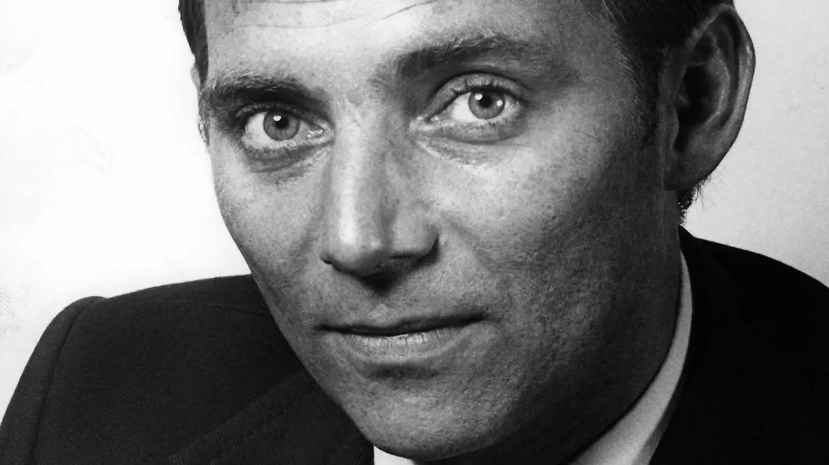 Porträt des CDU-Politikers Wolfgang Schäuble aus dem Jahre 1975. Schäuble ist seit 1972 Mitglied des deutschen Bundestages.