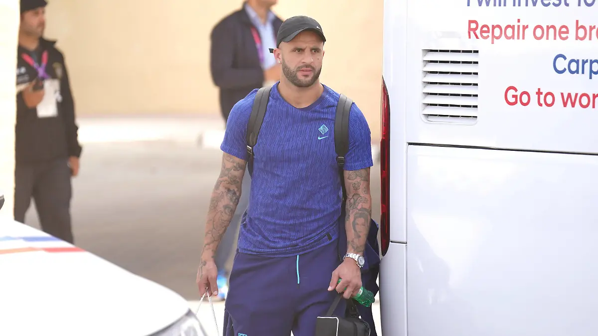  FIFA World Cup, WM, Weltmeisterschaft, Fussball 2022 - England World Cup Exit - Sunday December 11th England s Kyle Walker outside the Souq Al-Wakra hotel, Qatar, following England s loss to France in their World Cup quarter-final in Al Khor on Saturday.Picture date: Sunday December 11, 2022. Use subject to restrictions. Editorial use only, no commercial use without prior consent from rights holder. PUBLICATIONxNOTxINxUKxIRL Copyright: xMikexEgertonx 70207568 