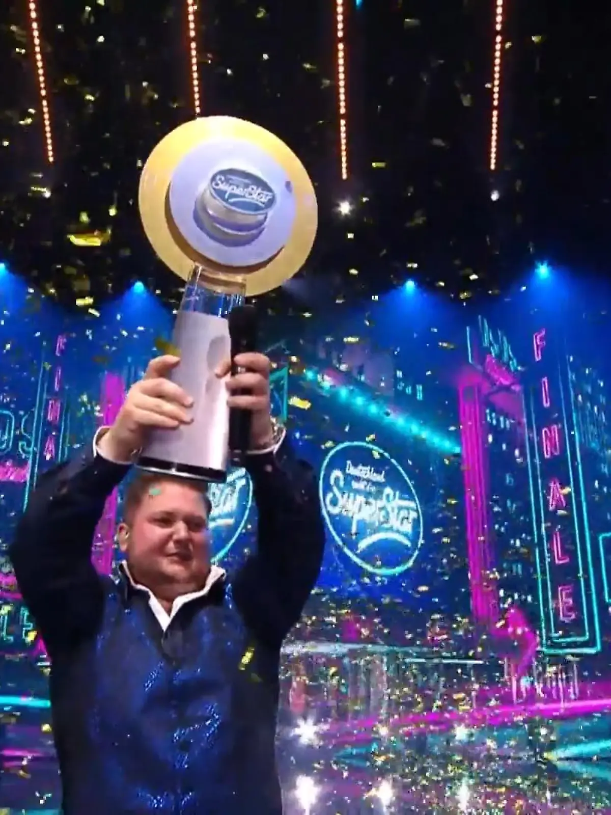 Bild zu: "Großer Moment für Harry: HIER wird er zum Superstar 2022"