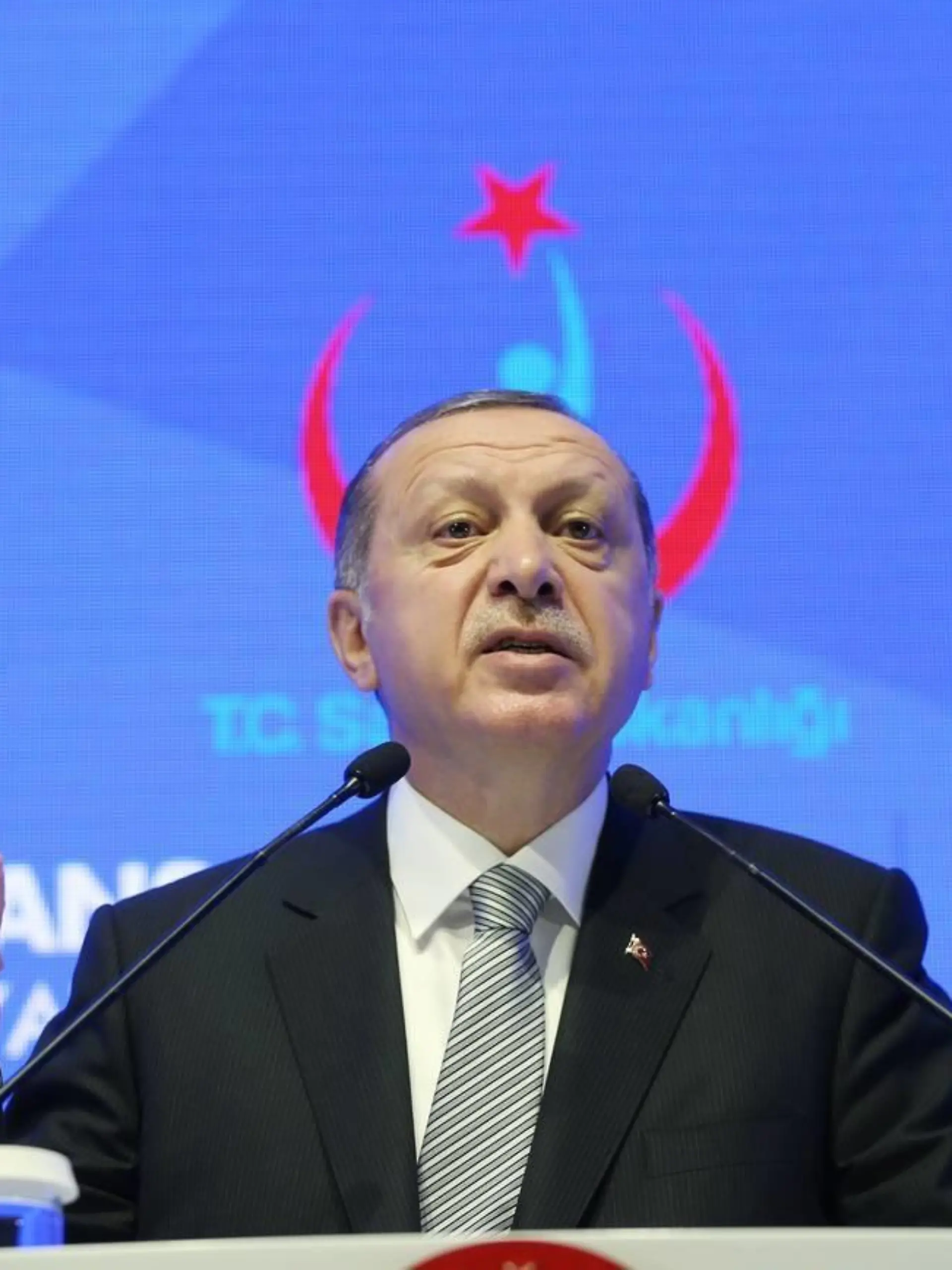 Themen der Woche Bilder des Tages  July 21, 2017 - Istanbul, Turkey - Turkey s President Recep Tayyip Erdogan speaks during a meeting in Istanbul, Friday, July 21, 2017. Erdogan has accused Germany s government of trying to scare off investments to Turkey with lies, after Germany toughened its stance toward Ankara following the arrest of human rights activists, including a German national.(Presidential Press Service/Dha- Depo Photos) PUBLICATIONxINxGERxSUIxAUTxHUNxONLY 15750345

Topics the Week Images the Day July 21 2017 Istanbul Turkey Turkey S President Recep Tayyip Erdogan Speaks during a Meeting in Istanbul Friday July 21 2017 Erdogan has Accused Germany S Government of trying to scare off Investments to Turkey With Lies After Germany Toughened its stance Toward Ankara following The Arrest of Human Rights activists including a German National Presidential Press Service DHA Depo Photos PUBLICATIONxINxGERxSUIxAUTxHUNxONLY 15750345  