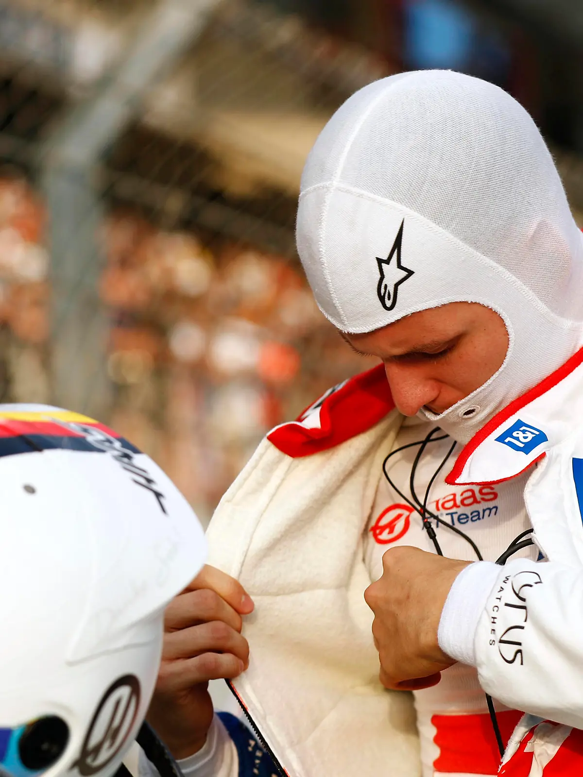  Formula 1 2022: Abu Dhabi GP YAS MARINA CIRCUIT, UNITED ARAB EMIRATES - NOVEMBER 20: Mick Schumacher, Haas F1 Team, on the grid during the Abu Dhabi GP at Yas Marina Circuit on Sunday November 20, 2022 in Abu Dhabi, United Arab Emirates. Photo by Carl Bingham / LAT Images Images PUBLICATIONxINxGERxSUIxAUTxHUNxONLY GP2222_125004_X4I1453