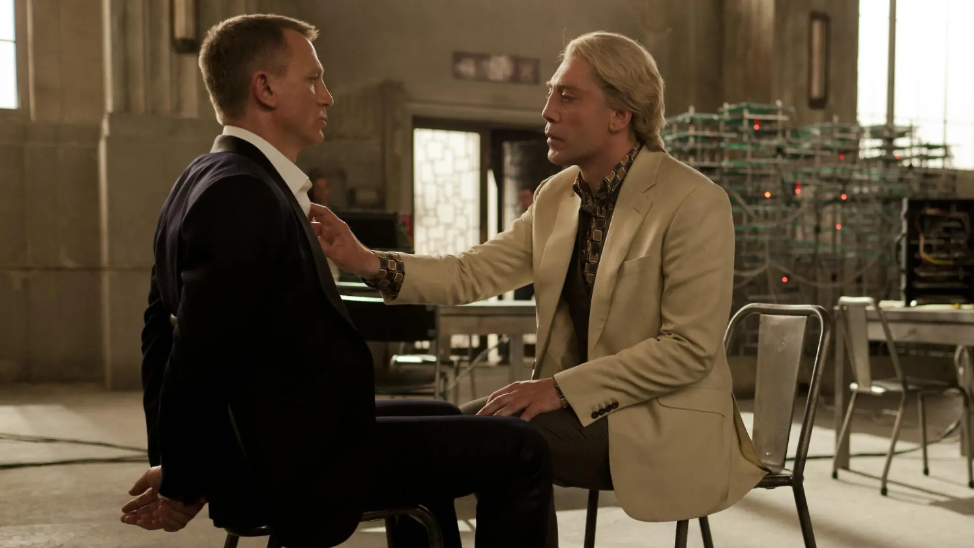 skyfall craig bardem