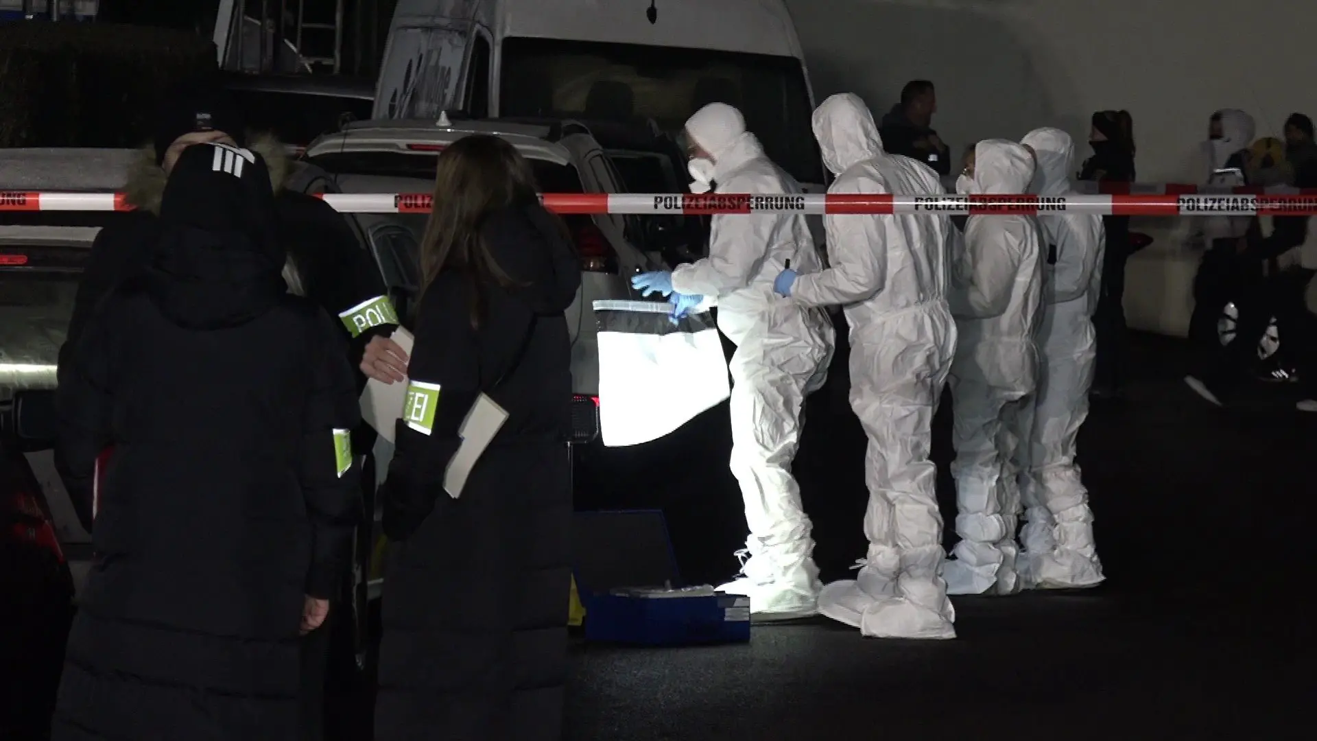 Nach den tödlichen Schüssen rückte die Spurensicherung in Frankfurt-Rödelheim an.