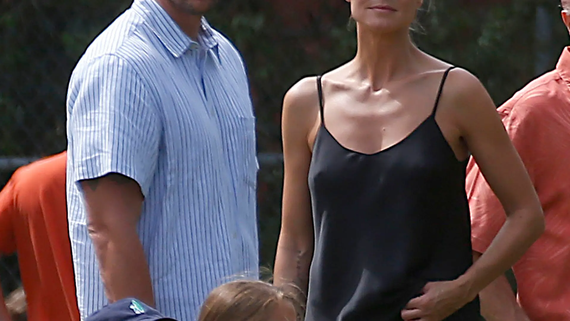 Heidi Klum had a family time at afootball field watching her kids playing with her parents and her bodyguard boyfriend Martin Kristen.