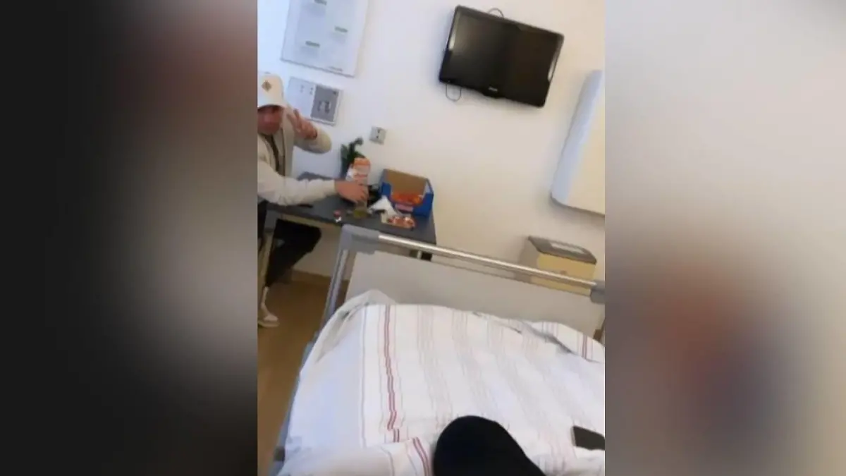 Auch schon wieder da! So lange es die Besuchszeiten erlauben, weicht Pietro Lombardi nicht von Laura Marias Seite, um sie und das ungeborene Baby zu unterstützen wo er nur kann
